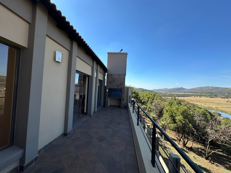 5 Bedroom Property for Sale in Xanadu Eco Park North West